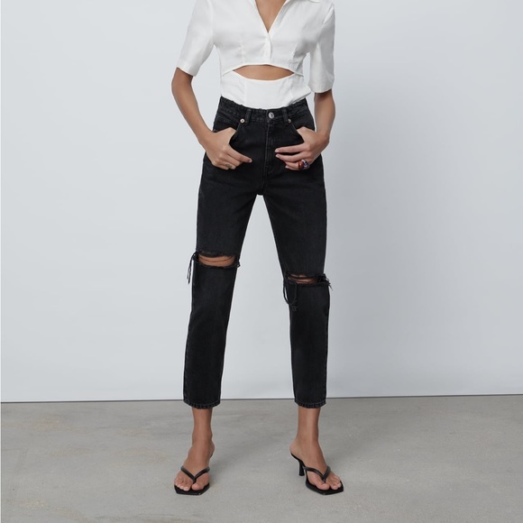 Zara Denim - 🌸Zara Distressed Jeans